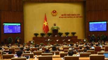 Thông qua một luật sửa 9 luật