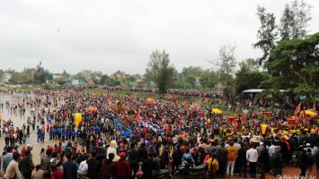 Nghệ An dừng tổ chức lễ hội đến hết tháng 3 âm lịch