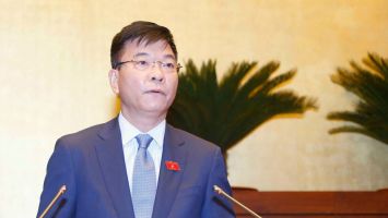 1 luật sửa 8 luật: Chính phủ đề nghị Quốc hội cho phân quyền