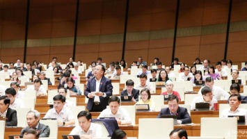 Đại biểu Quốc hội Đoàn Nghệ An: 'Không nên để chậm cải cách tiền lương làm chảy máu chất xám trong lĩnh vực quản lý công'