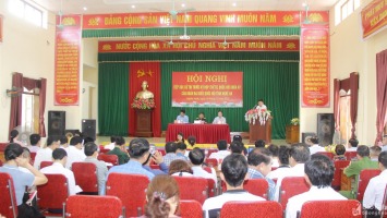 Cử tri huyện Quỳ Hợp đề nghị giải quyết dứt điểm việc nổ mìn khai thác khoáng sản làm nứt nhà dân