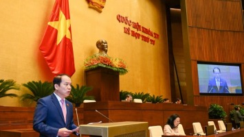 Công dân có thể được dự thính các phiên họp công khai của Quốc hội