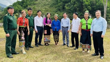 Bài 1: Từ miền Tây xứ Nghệ…