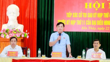 Bí thư Tỉnh ủy Nghệ An Thái Thanh Quý tiếp xúc cử tri TP. Vinh