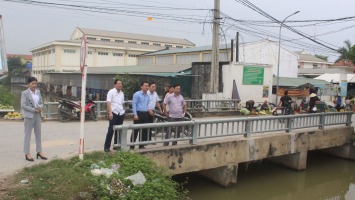 Thường trực HĐND huyện Quỳnh Lưu khảo sát thực địa kết quả giải quyết các ý kiến, kiến nghị của cử tri