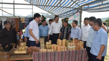 Động lực xây dựng nông thôn mới ở vùng biên