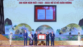 Nghệ An: Trọng thể Lễ vinh danh và kỷ niệm 250 năm năm sinh, 200 năm năm mất Nữ sĩ Hồ Xuân Hương