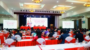 Khai mạc trọng thể kỳ họp chuyên đề HĐND tỉnh Nghệ An khóa XVIII