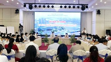 Phó Chủ tịch Thường trực Quốc hội Trần Thanh Mẫn dự và chỉ đạo Hội nghị Kỹ năng giám sát dành cho đại biểu dân cử