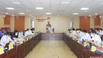 HĐND tỉnh Nghệ An làm việc với các sở, ngành về việc xử lý dự án treo, chậm tiến độ