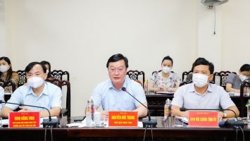 Chủ tịch UBND tỉnh Nguyễn Đức Trung tiếp công dân định kỳ tháng 4/2022