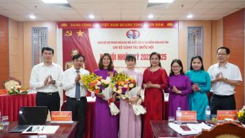 Đại hội điểm chi bộ Công tác Quốc hội, Đảng bộ Văn phòng Đoàn ĐBQH và HĐND tỉnh, nhiệm kỳ 2022-2025