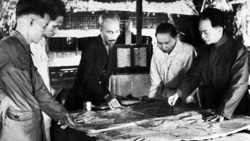 Kỷ niệm 68 năm Chiến thắng Điện Biên Phủ (7/5/1954 - 7/5/2022): Bác Hồ với Chiến thắng Điện Biên Phủ