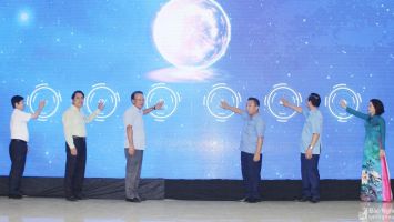Khai trương hệ thống phản ánh tương tác trực tuyến giữa người dân và chính quyền ở Thanh Chương