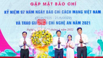 Nghệ An: Gặp mặt nhân kỷ niệm 97 năm ngày Báo chí Cách mạng Việt Nam và trao giải Báo chí năm 2021