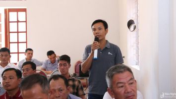 Cử tri huyện Kỳ Sơn mong được quan tâm đầu tư, nâng cấp cơ sở hạ tầng