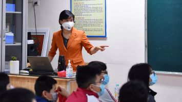 Bộ Chính trị bổ sung 65.980 biên chế giáo viên cho các địa phương