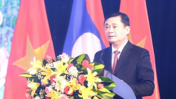 Kế thừa và phát triển mối quan hệ hữu nghị vĩ đại, đoàn kết đặc biệt, hợp tác toàn diện Việt Nam - Lào