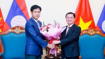 Lãnh đạo tỉnh Nghệ An tiếp xã giao Bộ trưởng Bộ Tư pháp CHDCND Lào