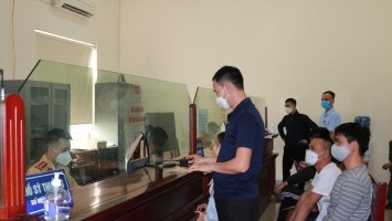 Thông qua đề nghị xây dựng Nghị quyết về thí điểm đấu giá biển số ô tô