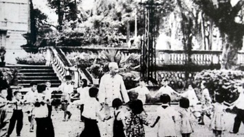 Những bức thư của Bác Hồ gửi thiếu niên, nhi đồng vào dịp Tết Trung thu