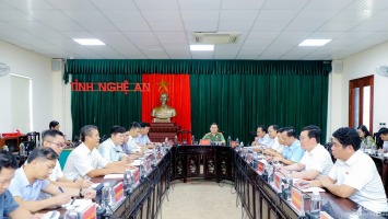 Chủ tịch UBND tỉnh Nguyễn Đức Trung tiếp công dân định kỳ tháng 9