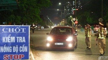 Nghệ An ra chỉ thị nghiêm cấm tác động, can thiệp việc kiểm tra, xử lý vi phạm trật tự an toàn giao thông