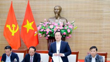 Chủ tịch UBND tỉnh Nguyễn Đức Trung: Quyết tâm cao hơn, nỗ lực lớn hơn, hành động quyết liệt hơn để hoàn thành các mục tiêu, chỉ tiêu đề ra