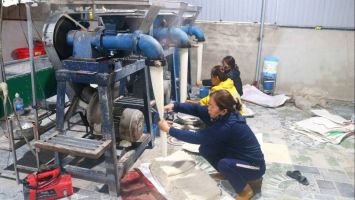 Làng nghề truyền thống thích ứng thị trường