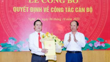Công bố Quyết định điều động, bổ nhiệm Giám đốc Trung tâm Xúc tiến đầu tư, thương mại và du lịch tỉnh Nghệ An
