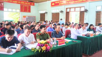 Đại biểu Hội đồng nhân dân tỉnh tiếp xúc cử tri tại xã Giai Xuân và Tân Long, huyện Tân Kỳ