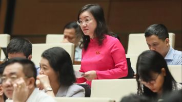 Đại biểu đoàn Nghệ An đề nghị Quốc hội cho phép kéo dài Dự án kè sông Nậm Mộ qua thị trấn Mường Xén, huyện Kỳ Sơn sang năm 2024