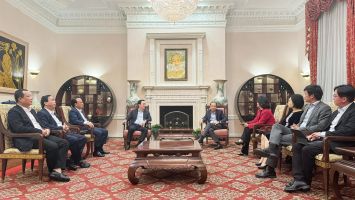 Đoàn công tác tỉnh Nghệ An thăm và làm việc với Đại sứ quán Việt Nam tại Hoa Kỳ