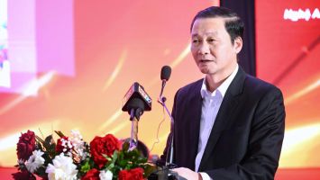 Chủ tịch UBND tỉnh Thanh Hoá: Tăng cường phối hợp thu hút đầu tư, từng bước hình thành các cụm liên kết ngành