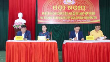 Đại biểu Quốc hội giải trình dự thảo Luật Bảo hiểm xã hội về giảm độ tuổi và tăng mức hỗ trợ cho người cao tuổi