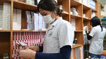 Bộ Y tế bỏ 'giá trần' khi đấu thầu thuốc