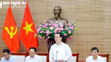 Chủ tịch UBND tỉnh: Tập trung tháo gỡ khó khăn, xử lý nhanh các vấn đề phát sinh