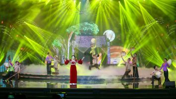 Xúc động đêm nhạc 'Mạch nguồn ví, giặm' tri ân 5 nhạc sĩ tài hoa của Nghệ An