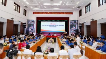 Diễn đàn 'Nâng cao chất lượng công tác phát triển Đảng trong học sinh'