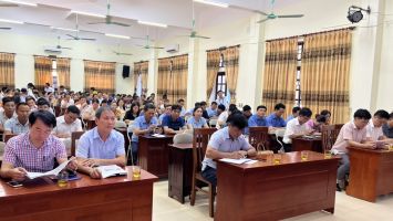 Thường trực HĐND huyện Diễn Châu giao ban với Thường trực HĐND xã, thị trấn