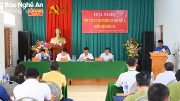 Đoàn Đại biểu Quốc hội tỉnh Nghệ An tiếp xúc cử tri tại huyện Kỳ Sơn