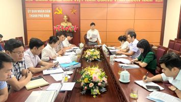 Thường trực HĐND thành phố Vinh: Giám sát công tác cấp đổi, cấp giấy chứng nhận quyền sử dụng đất tại thành phố.