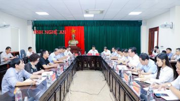 Chủ tịch UBND tỉnh Nguyễn Đức Trung tiếp công dân định kỳ tháng 8/2023