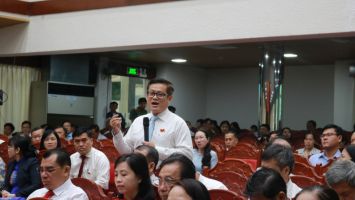 Những “lối mòn” được thay mới