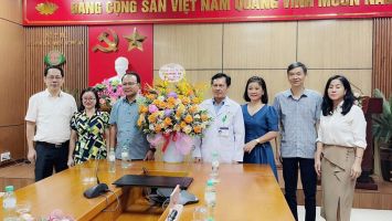 Thường trực HĐND và Đoàn ĐBQH tỉnh chúc mừng kỷ niệm 105 năm ngày thành lập Bệnh viện Hữu nghị đa khoa tỉnh Nghệ An