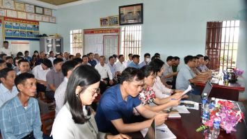 Cử tri Yên Thành đề nghị nâng phụ cấp cho cán bộ thôn, xóm