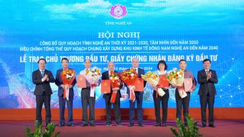 Nghệ An trao giấy chứng nhận đăng ký đầu tư cho 6 dự án với tổng mức 390 triệu USD