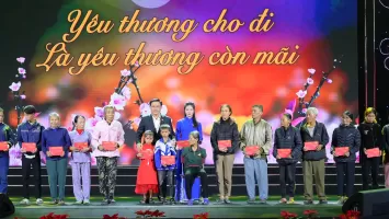 Gần 141 tỷ đồng ủng hộ Tết Vì người nghèo - Xuân Giáp Thìn năm 2024 của Nghệ An