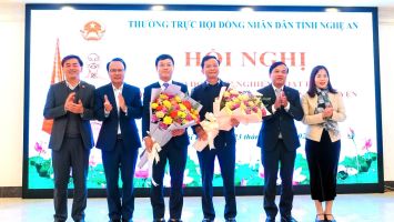 Đồng chí Phó Chủ tịch HĐND tỉnh: Đánh giá cao những đổi mới tích cực trong hoạt động của HĐND các huyện và thị xã, góp phần thúc đẩy sự phát triển chung của tỉnh và từng địa phương