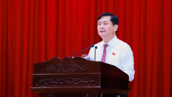 Kỳ họp thứ 23, HĐND tỉnh: Kịp thời quyết định những vấn đề cấp thiết, phục vụ phát triển kinh tế - xã hội trên địa bàn tỉnh *